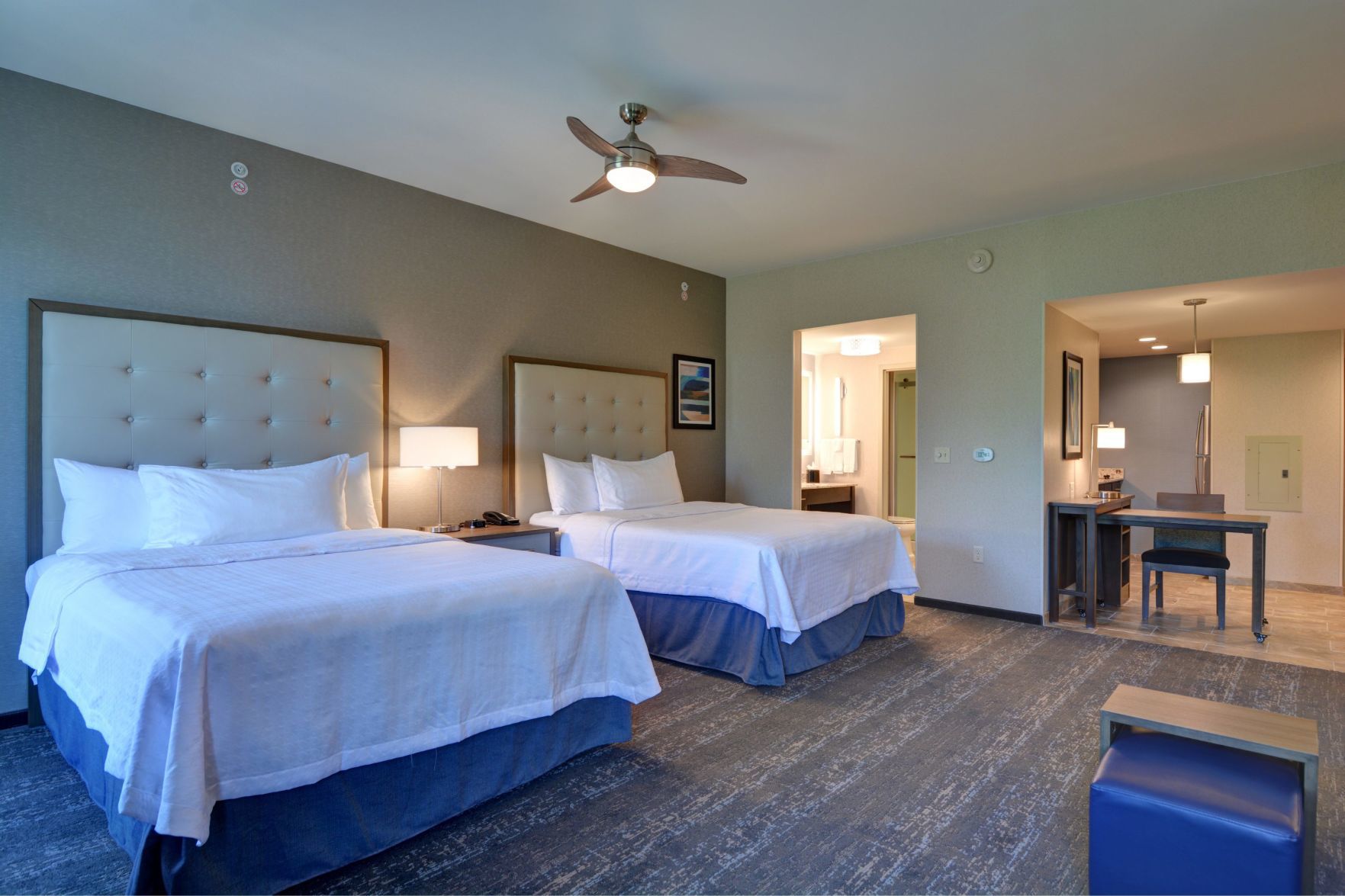 Queen Suite